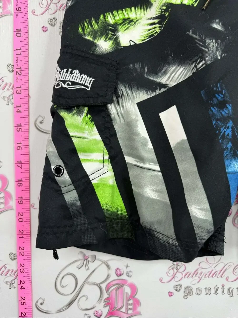 Billabong shorts board Black Swim Board Shorts with Green Blue Graphic vintage